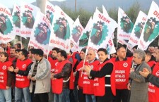 Sendikasızlaştırmaya direnen Crown işçileriyle dayanışmaya