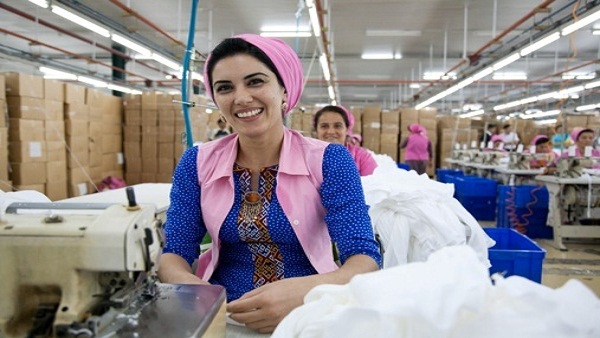 Rosalina, 29, works in the "Turkmenbashi Tekstil Kompleksi" - the biggest textile factory in Central Asia. The new technologies used at the factory are said to be environmentally friendly and constitute no danger to the health of the population. Over 3 thousand people, 95 percent women, work in the textile factory.