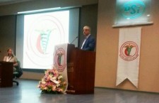 DİSK Genel Başkanı Kani Beko: Sağlık emekçilerinin yanındayız!
