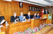 CHP heyeti Cumhurbaşkanlığı seçimi gündemiyle DİSK'i ziyaret etti