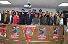 DİSK Ege Bölge Temsilciliği: "Greve İzmir'den tam destek!"
