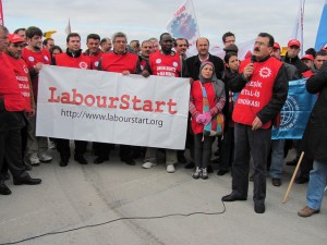 LabourStart visit to a picket in Turkey, 2011