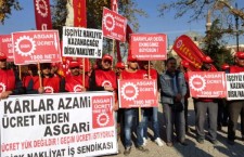 DİSK Konya İl temsilciliğinden eylem: “Asgari Ücret 1900 Net”