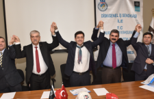 DİSK Genel Başkanı Kani Beko Beşiktaş Belediyesi’ndeki toplu sözleşme törenine katıldı