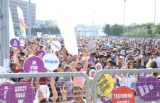 Faşizme, Darbelere ve Savaşa Karşı Demokrasi ve Barış İstiyoruz