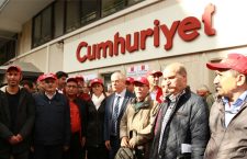 Basın özgürlüğünü, demokrasiyi ve laikliği savunmak için Cumhuriyet ziyareti