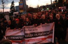 “Karanlığa teslim olmayacağız”