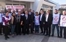 GREV HAKTIR! KARABAĞLAR BELEDİYESİ İŞÇİLERİ ONURUMUZDUR!