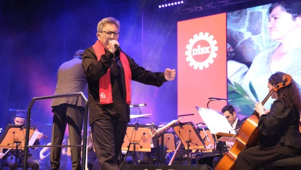DİSK’in 57. kuruluş yıl dönümü Senfonik Livaneli konseri ile kutlandı
