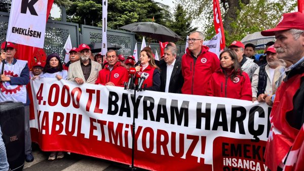 4 bin lira bayram harçlığını kabul etmiyoruz!