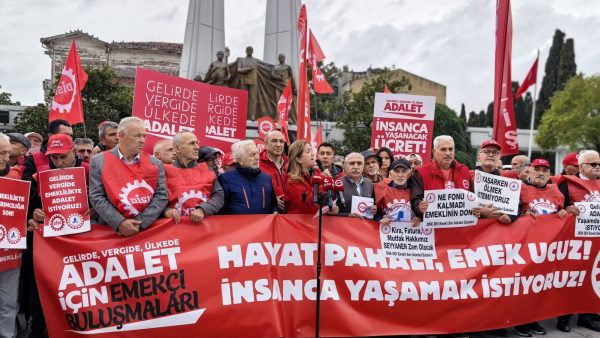 Gelirde, vergide, ülkede adalet için ikinci Emekçi Buluşması Bakırköy’deydi